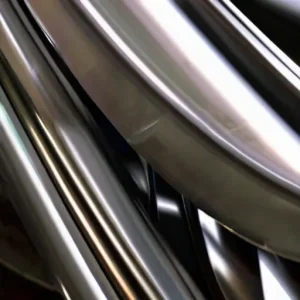 Как легированные стали помогают решать задачи прочности, износостойкости и стойкости к среде